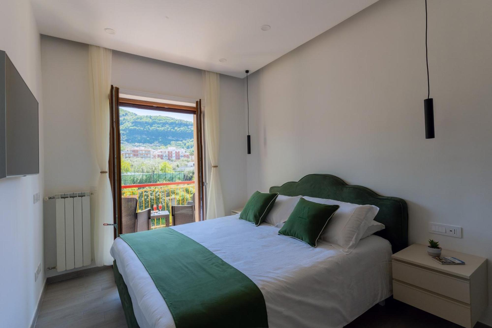 Mifra Suites Соренто Екстериор снимка