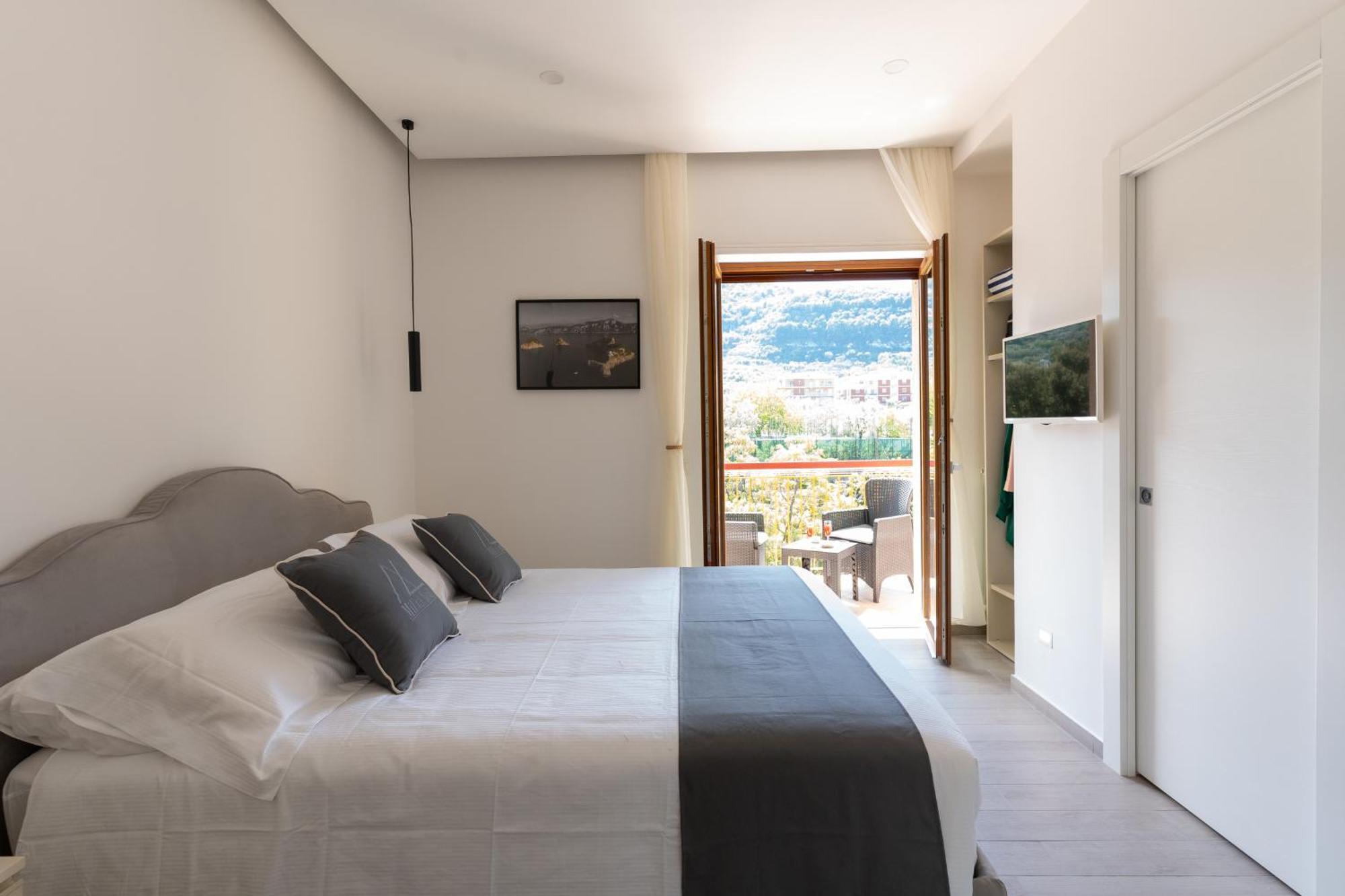 Mifra Suites Соренто Екстериор снимка