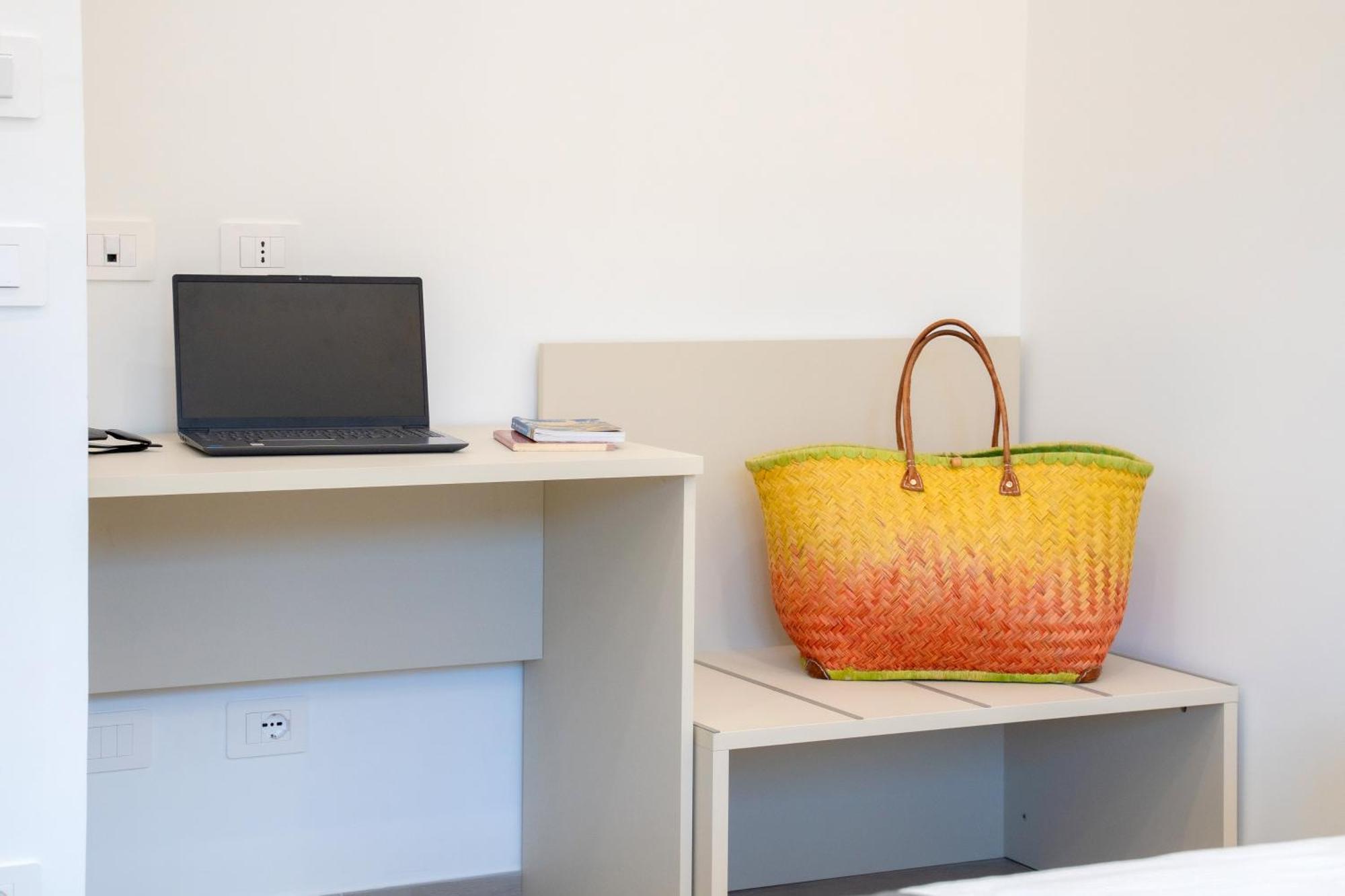 Mifra Suites Соренто Екстериор снимка